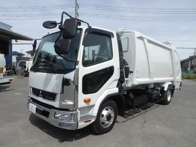 三菱 ファイター 2KG-FK72F(2WD)の写真1
