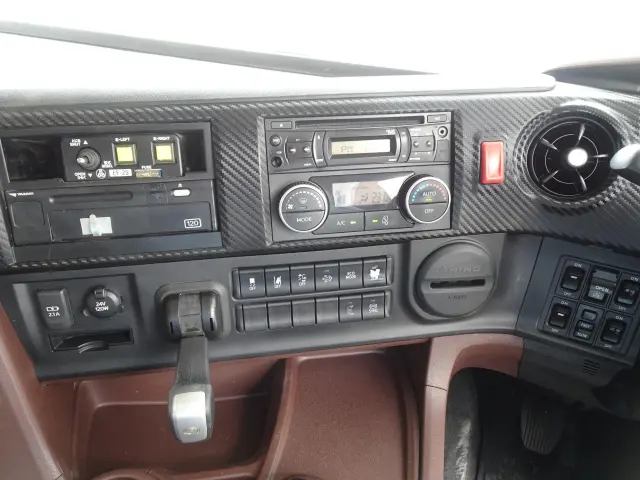 日野 プロフィア 2DG-FS1EGA(6x4)の写真23