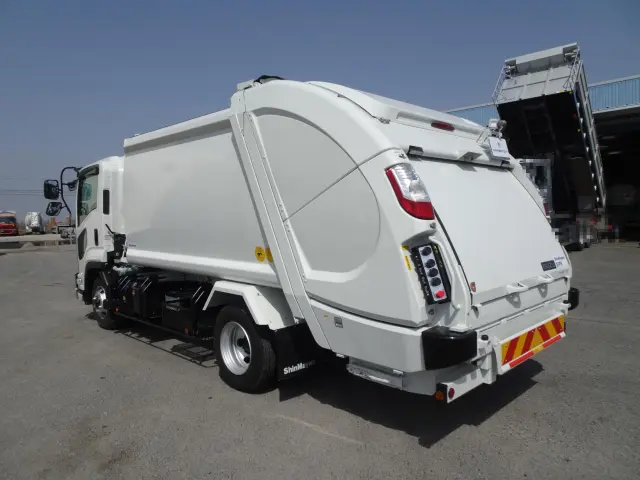 いすゞ フォワード 2RG-FRR90S4(2WD)の写真2