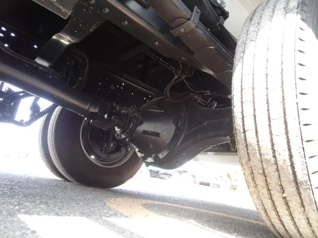 いすゞ フォワード 2RG-FRR90S4(2WD)の写真16