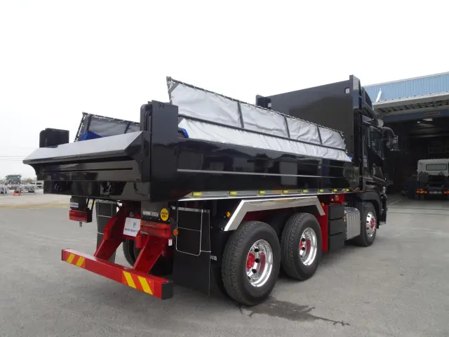 三菱 スーパーグレート 2PG-FV80VX(6x4)の写真4