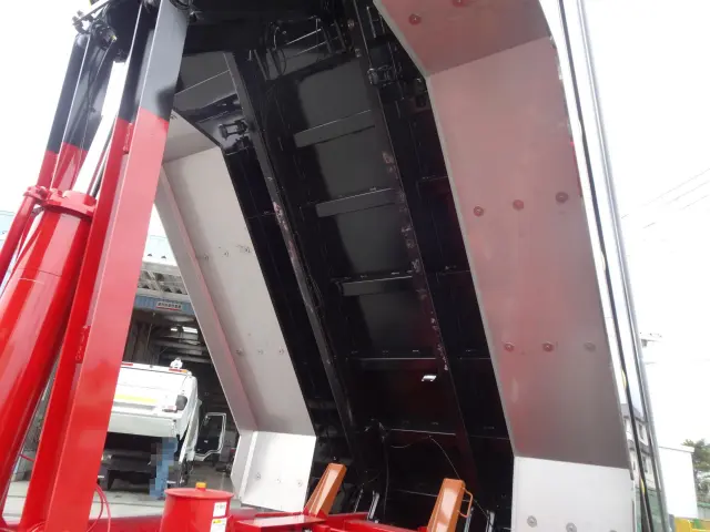 三菱 スーパーグレート 2PGーFV80VX(6x4)の写真7