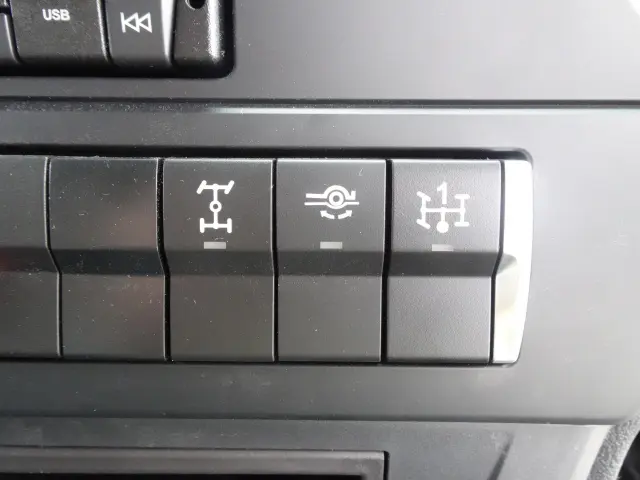 三菱 スーパーグレート 2PGーFV80VX(6x4)の写真21