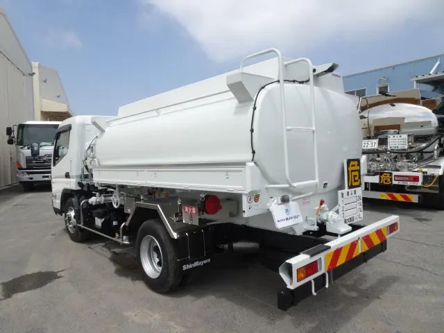 三菱 キャンター 2PG-FEB90(2WD)の写真2