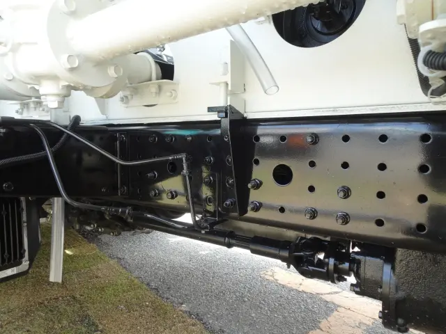 三菱 キャンター 2PG-FEB90(2WD)の写真15