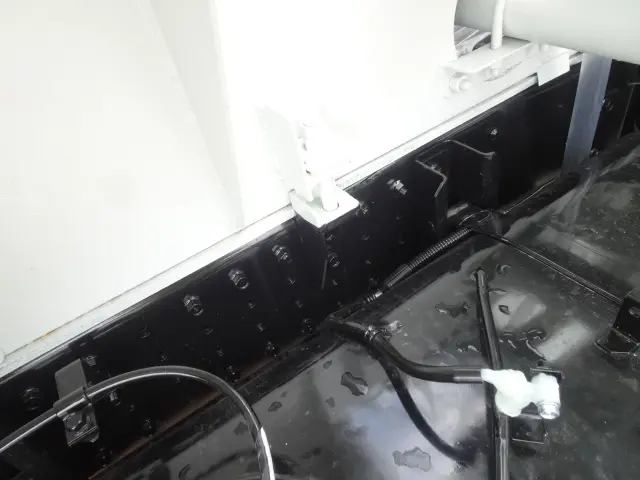 三菱 キャンター 2PG-FEB90(2WD)の写真16