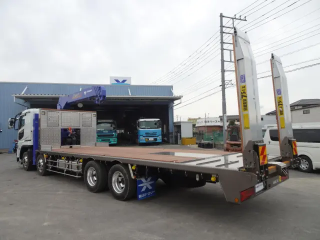 三菱 スーパーグレート 2PG-FS80VZ(8x4)の写真2