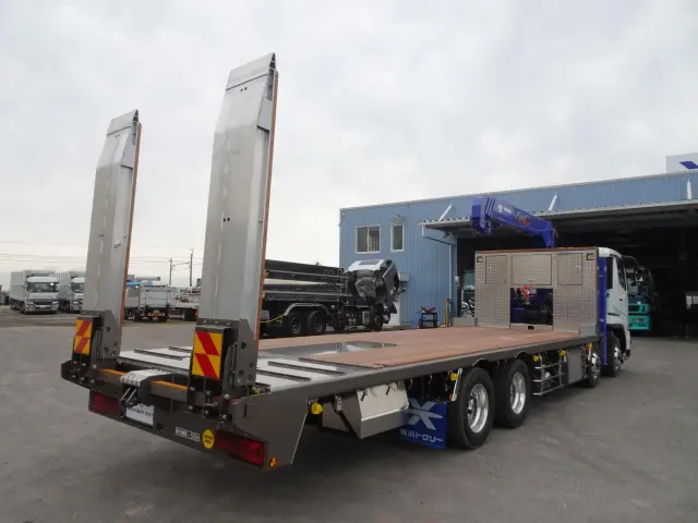 三菱 スーパーグレート 2PG-FS80VZ(8x4)の写真4