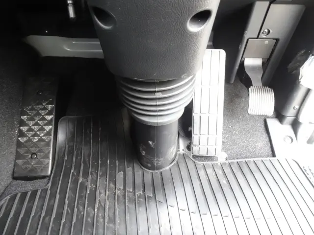 三菱 スーパーグレート 2PG-FS80VZ(8x4)の写真26