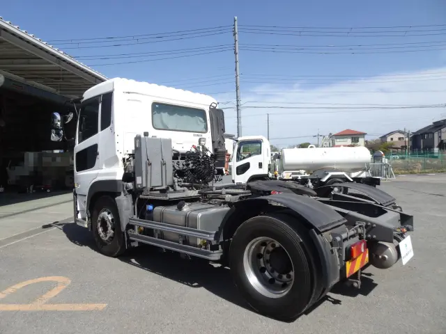 UD クオン 2PG-GK5AAB(2WD)の写真2