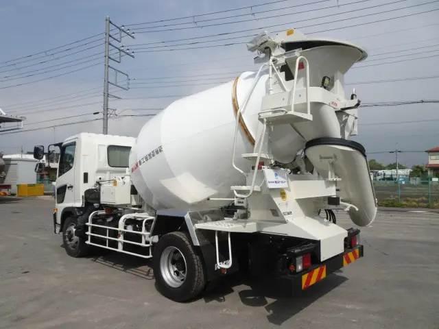 日野 レンジャー 2KG-FJ2ACA(2WD)の写真2