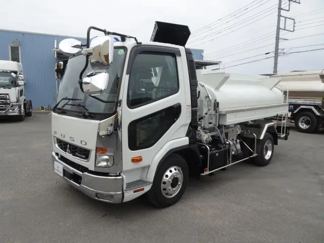 三菱 ファイター 2KG-FK72F(2WD)の写真1