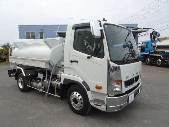 三菱 ファイター 2KG-FK72F(2WD)の写真3