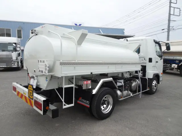 三菱 ファイター 2KG-FK72F(2WD)の写真4