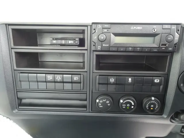 三菱 ファイター 2KG-FK72F(2WD)の写真24