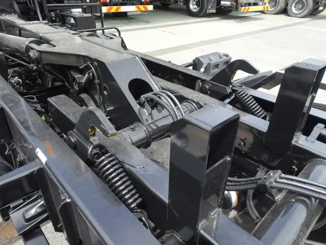 三菱 ファイター 2KG-FK62F(2WD)の写真11