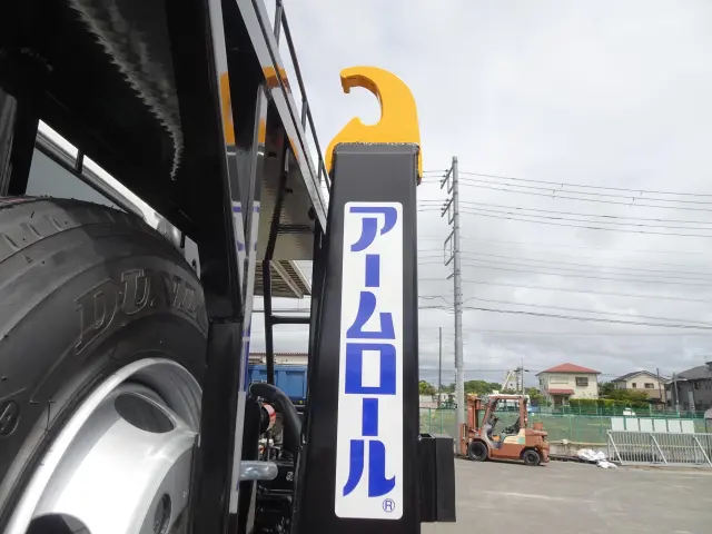 三菱 ファイター 2KG-FK62F(2WD)の写真12