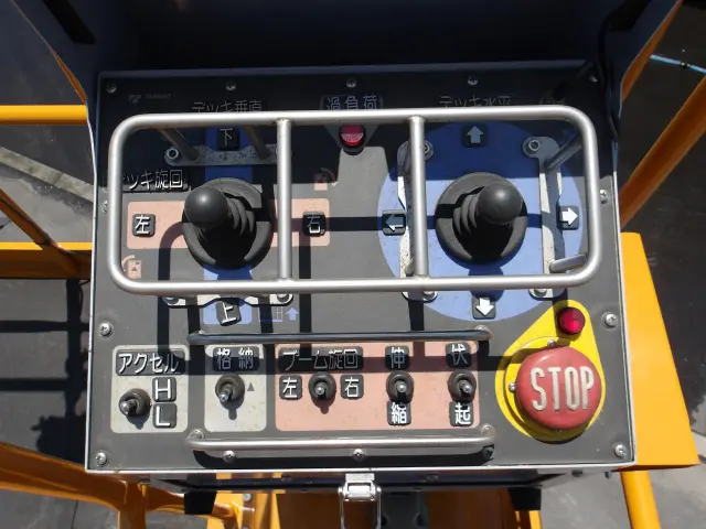 日野 デュトロ TKG-XZU710M(2WD)の写真12