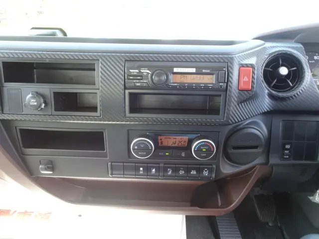 日野 レンジャー 2KG-FD2ABA(2WD)の写真24