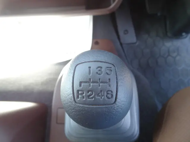 日野 レンジャー 2KG-FD2ABA(2WD)の写真25