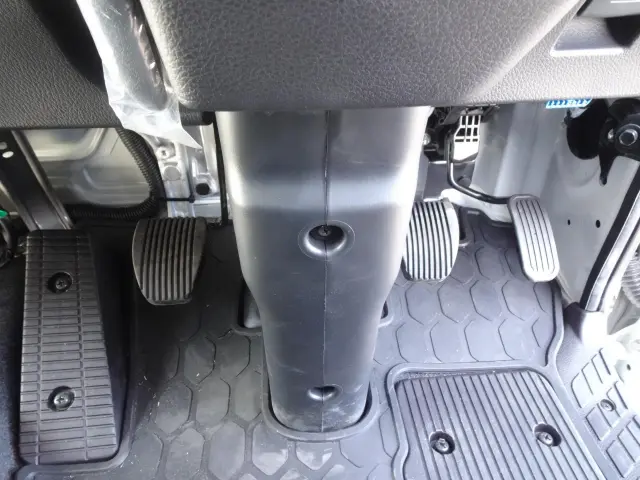 日野 レンジャー 2KG-FD2ABA(2WD)の写真26