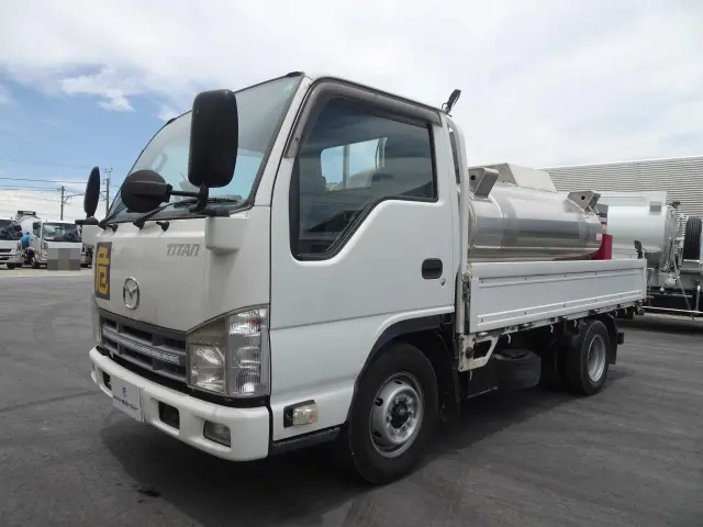 マツダ タイタン TKG-LJR85A(2WD)の写真1