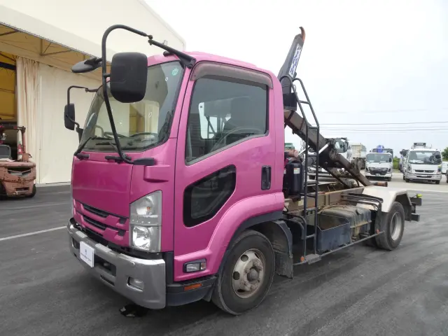 いすゞ フォワード TKG-FRR90S2(2WD)の写真1