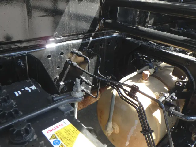 いすゞ フォワード TKG-FRR90S2(2WD)の写真15