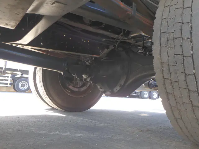 いすゞ フォワード TKG-FRR90S2(2WD)の写真16