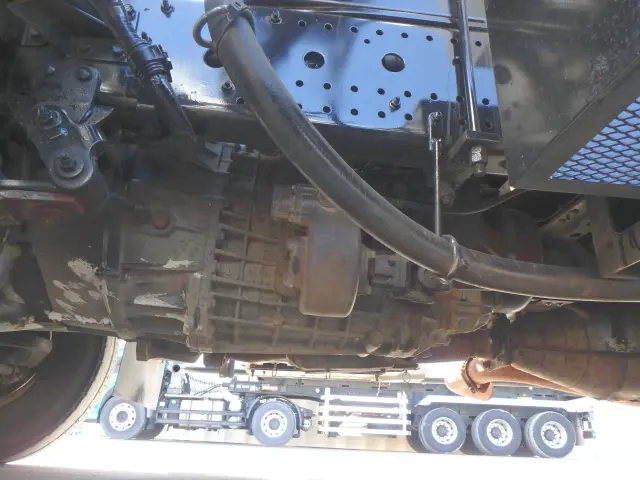 いすゞ フォワード TKG-FRR90S2(2WD)の写真17