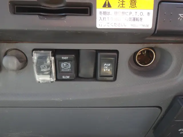 いすゞ フォワード TKG-FRR90S2(2WD)の写真22