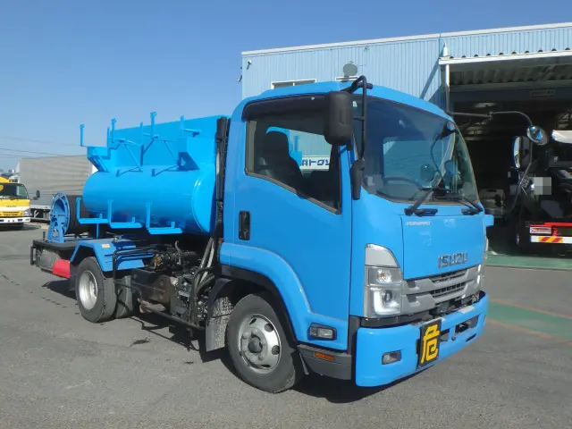 いすゞ フォワード 2RG-FRR90S2(2WD)の写真3