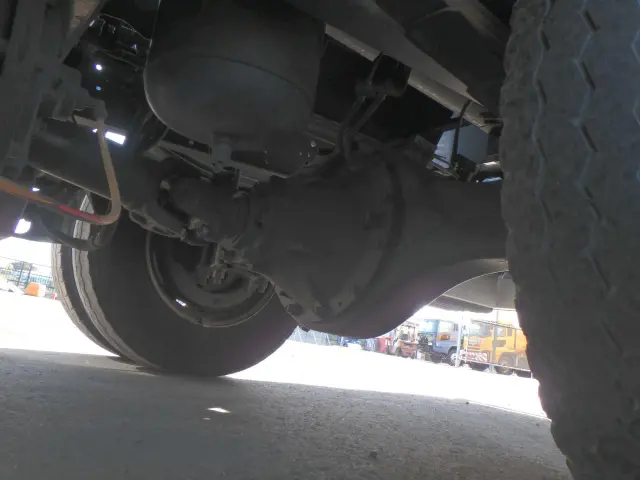 いすゞ フォワード 2RG-FRR90S2(2WD)の写真16