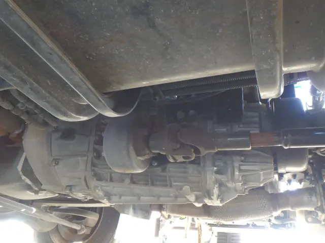 いすゞ フォワード 2RG-FRR90S2(2WD)の写真17