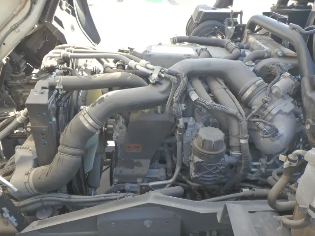 いすゞ フォワード 2RG-FRR90S2(2WD)の写真19