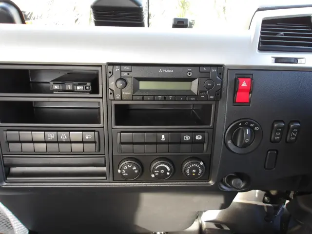 三菱 ファイター 2KG-FK72F(2WD)の写真20