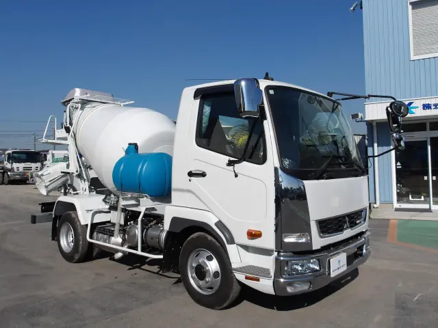 三菱 ファイター 2KG-FK72F(2WD)の写真3