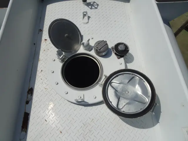 三菱 キャンター TPG-FEB90(2WD)の写真10