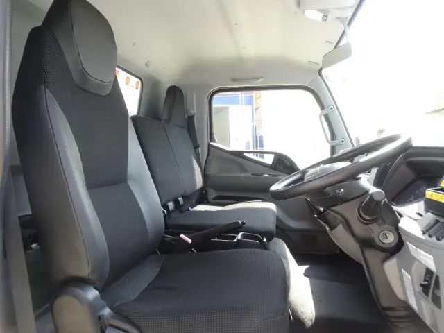 三菱 キャンター TPG-FEB90(2WD)の写真21