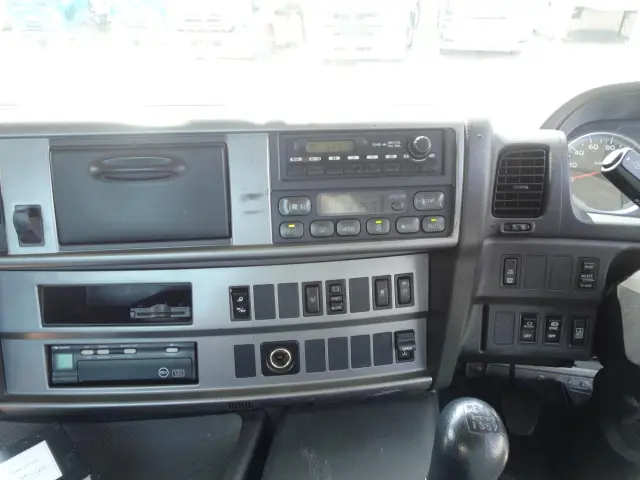 日野 プロフィア QKG-FS1AKAA(6x4)の写真22