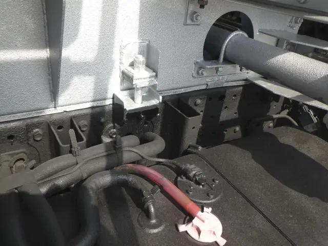 いすゞ エルフ 2RG-NMR88N(2WD)の写真16
