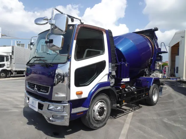 三菱 ファイター QKG-FK72FZ(2WD)の写真1