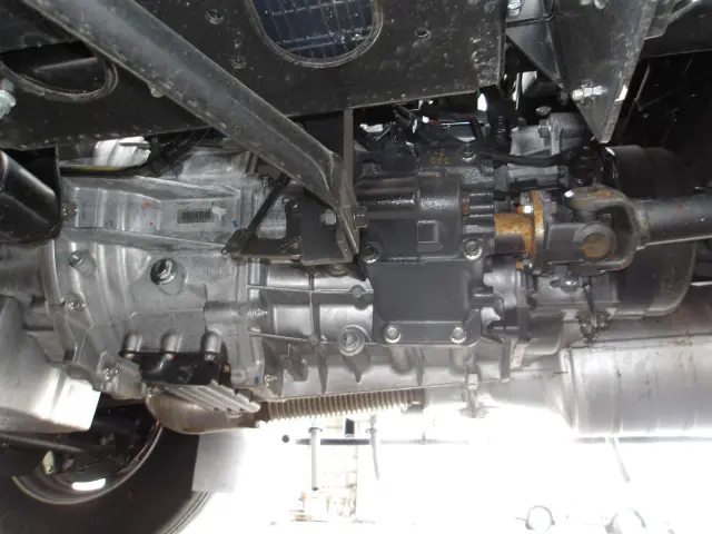 三菱 キャンター 2PG-FEA80(2WD)の写真18