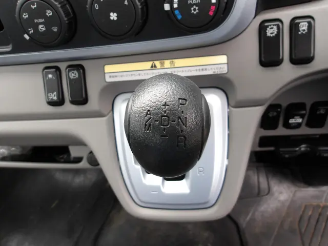 三菱 キャンター 2PG-FEA80(2WD)の写真24