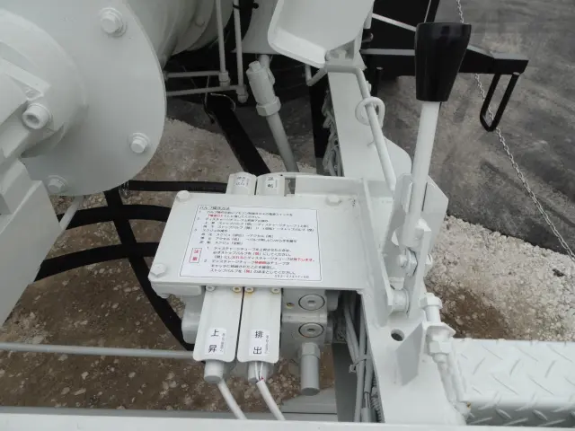 三菱 スーパーグレート 2PG-FV80HZ(6x4)の写真9