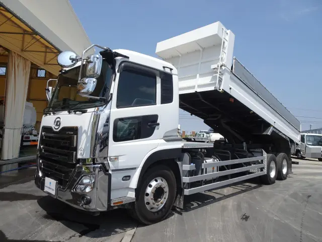 ＵＤ クオン 2PG-CW5CL(6x4)の写真1