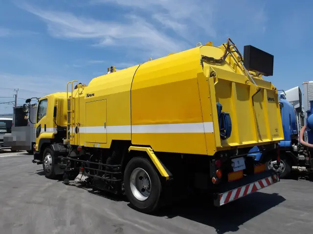 いすゞ フォワード PDG-FVR34U2(2WD)の写真2