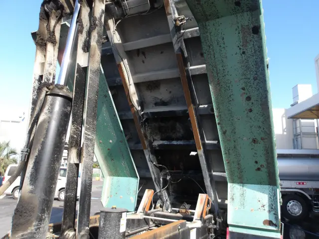 日野 プロフィア 2DG-FS1AGA(6x4)の写真7