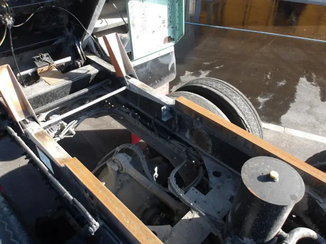 日野 プロフィア 2DG-FS1AGA(6x4)の写真8