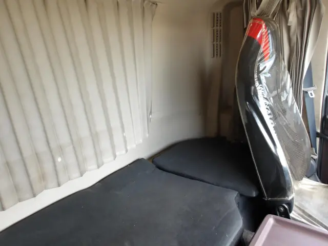 日野 プロフィア 2DG-FS1AGA(6x4)の写真22